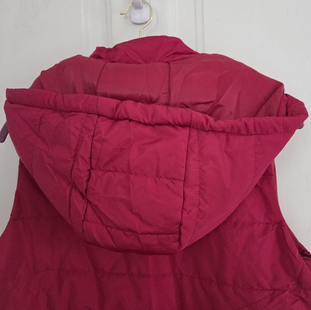 Red Weatherproof Vest - Picture 10 of 12